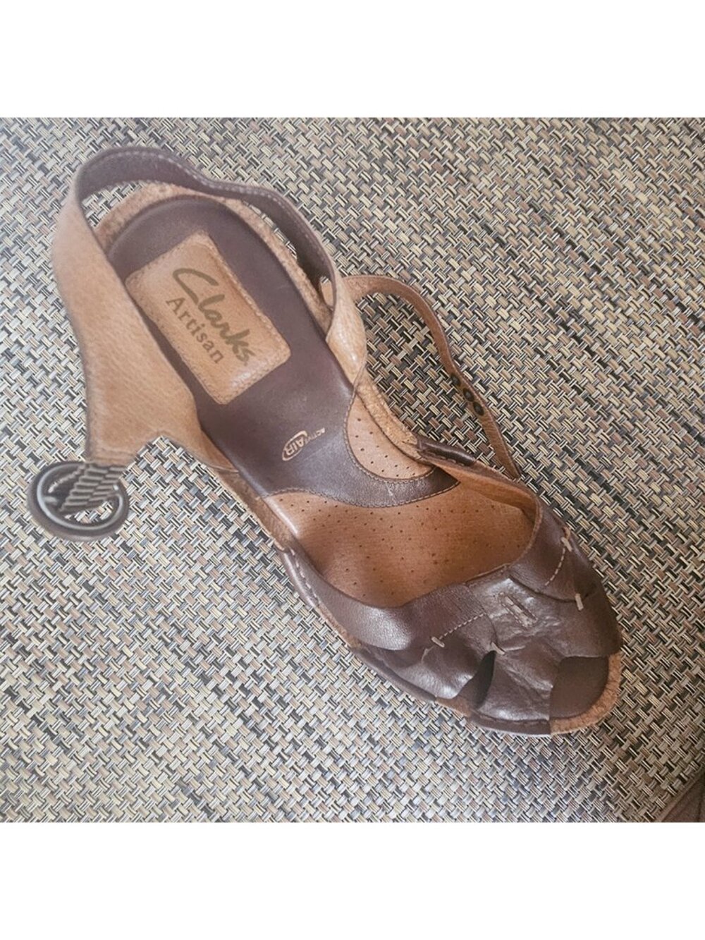 CLARKS ARTISAN wedge metallic leather sandals WOMENS 9M